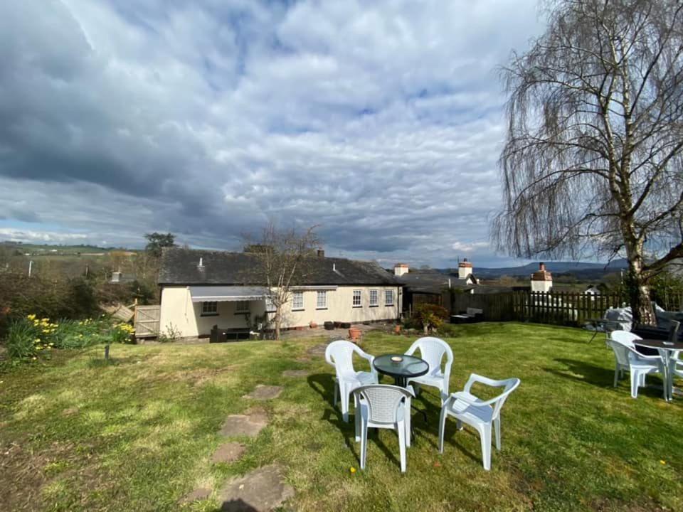 Hotel The Griffin Llyswen Brecon Esterno foto